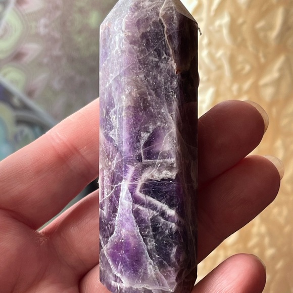 Dream amethyst and purple fluorite Genuine gemstone towers - Picture 10 of 10